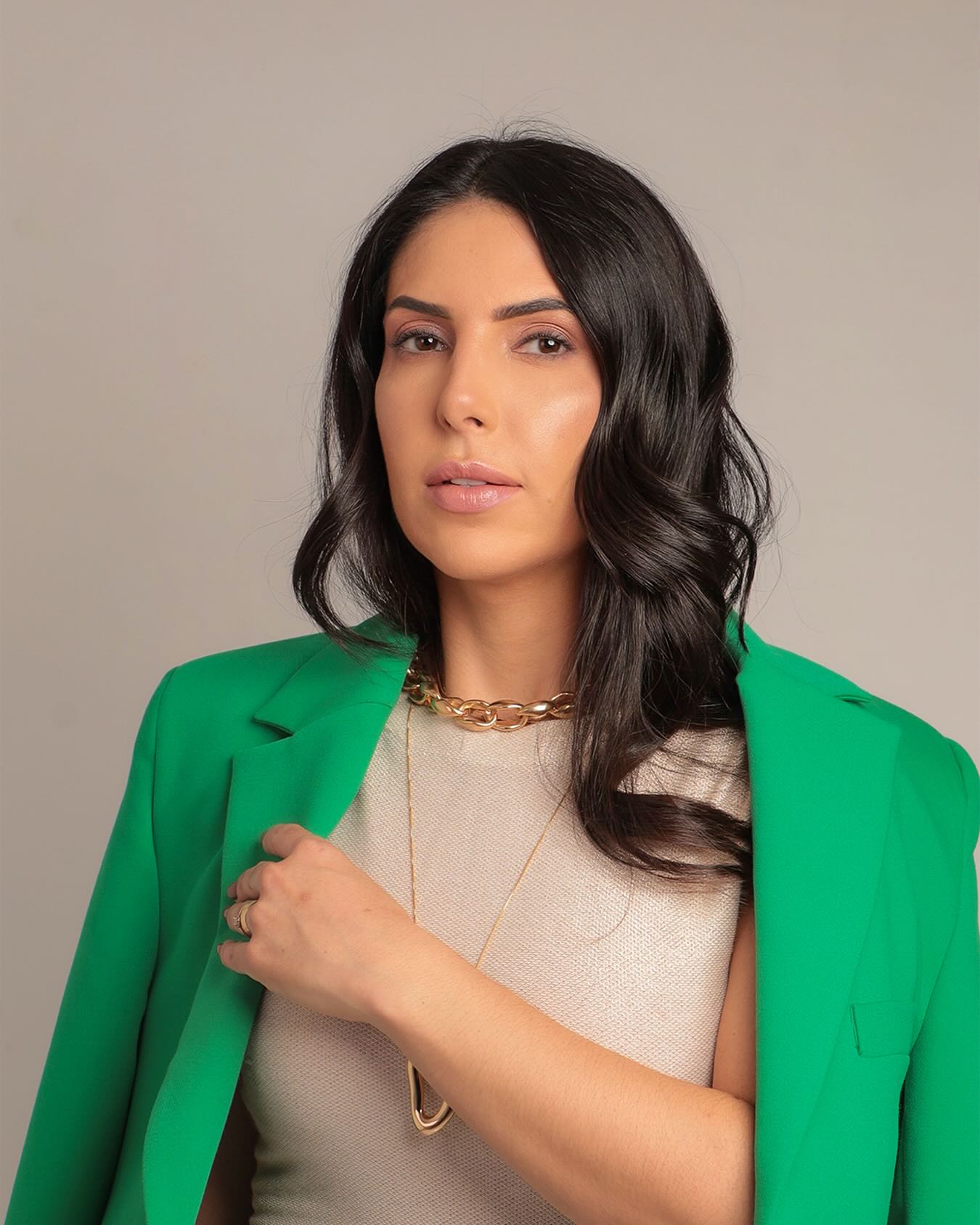 Dra. Andressa Cunha, cirurgiã-dentista especialista em odontologia estética